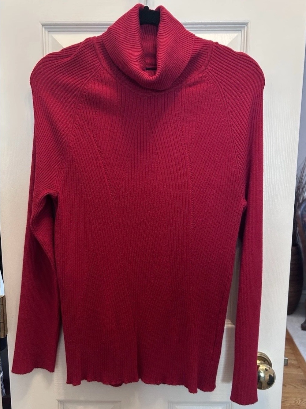 Motive Red Ribbed Turtleneck Sweater. Super Soft. Size XL